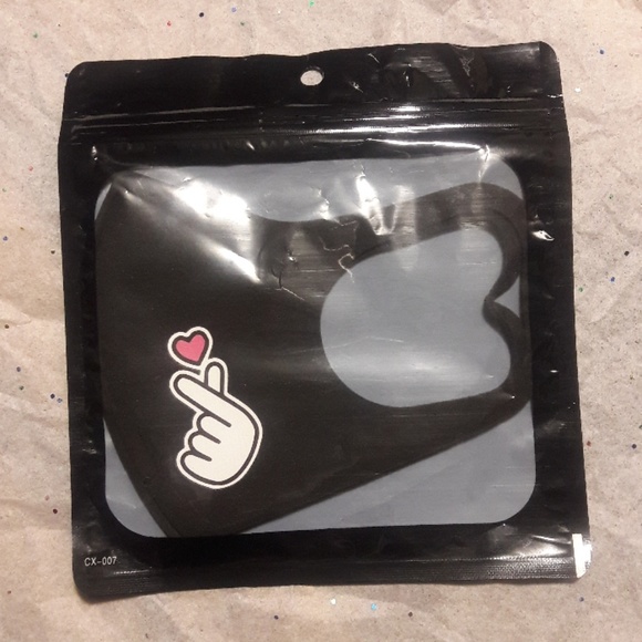 Kpop New Face Dusk Mask Love - Picture 5 of 8